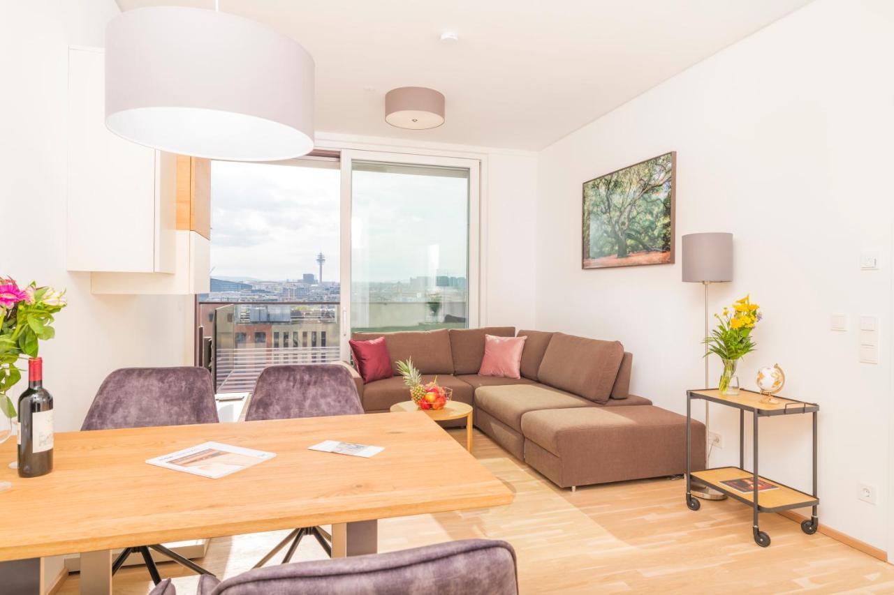 Triiiple Tower Dream Apartments With Rooftop-Summer-Pool Виена Екстериор снимка