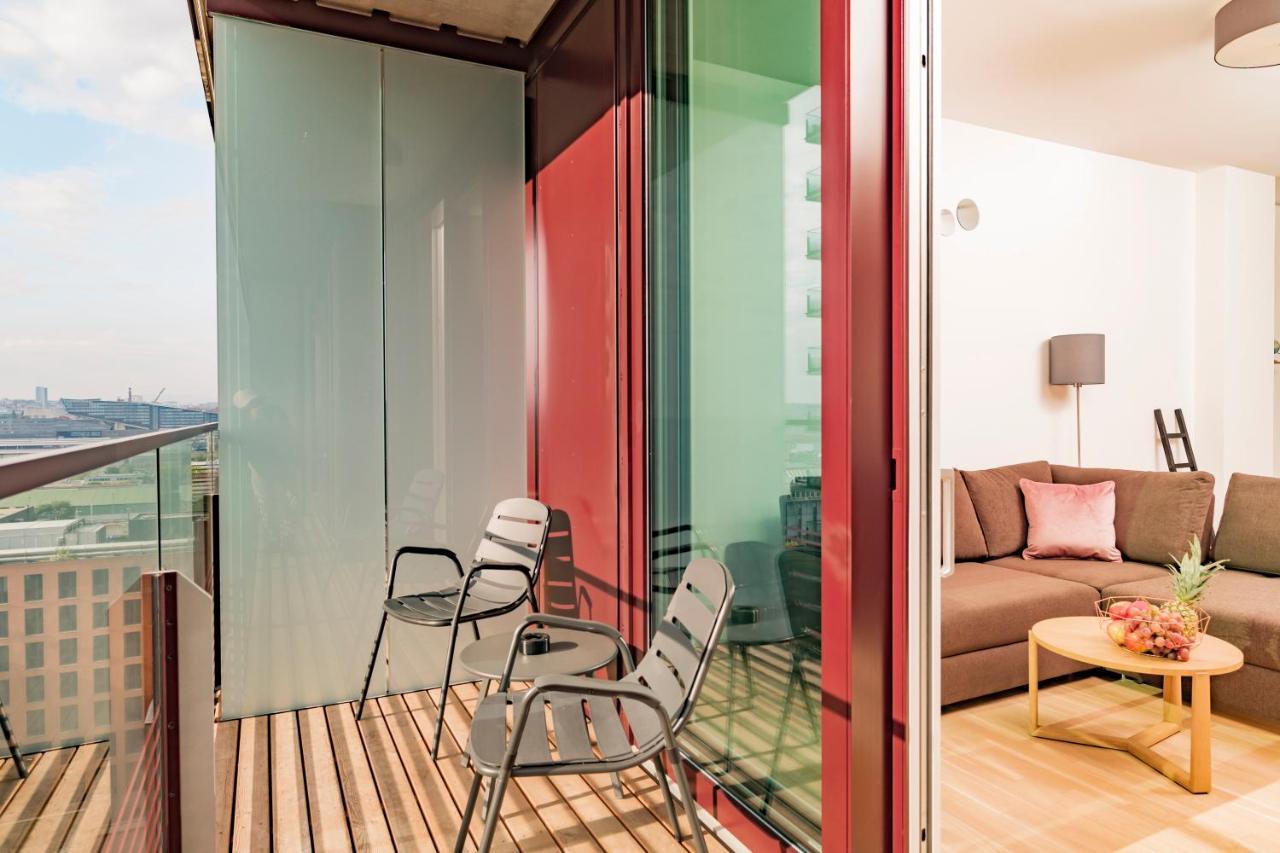 Triiiple Tower Dream Apartments With Rooftop-Summer-Pool Виена Екстериор снимка