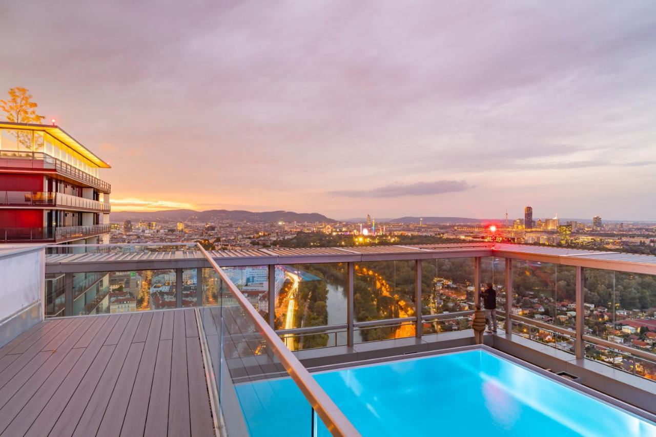 Triiiple Tower Dream Apartments With Rooftop-Summer-Pool Виена Екстериор снимка